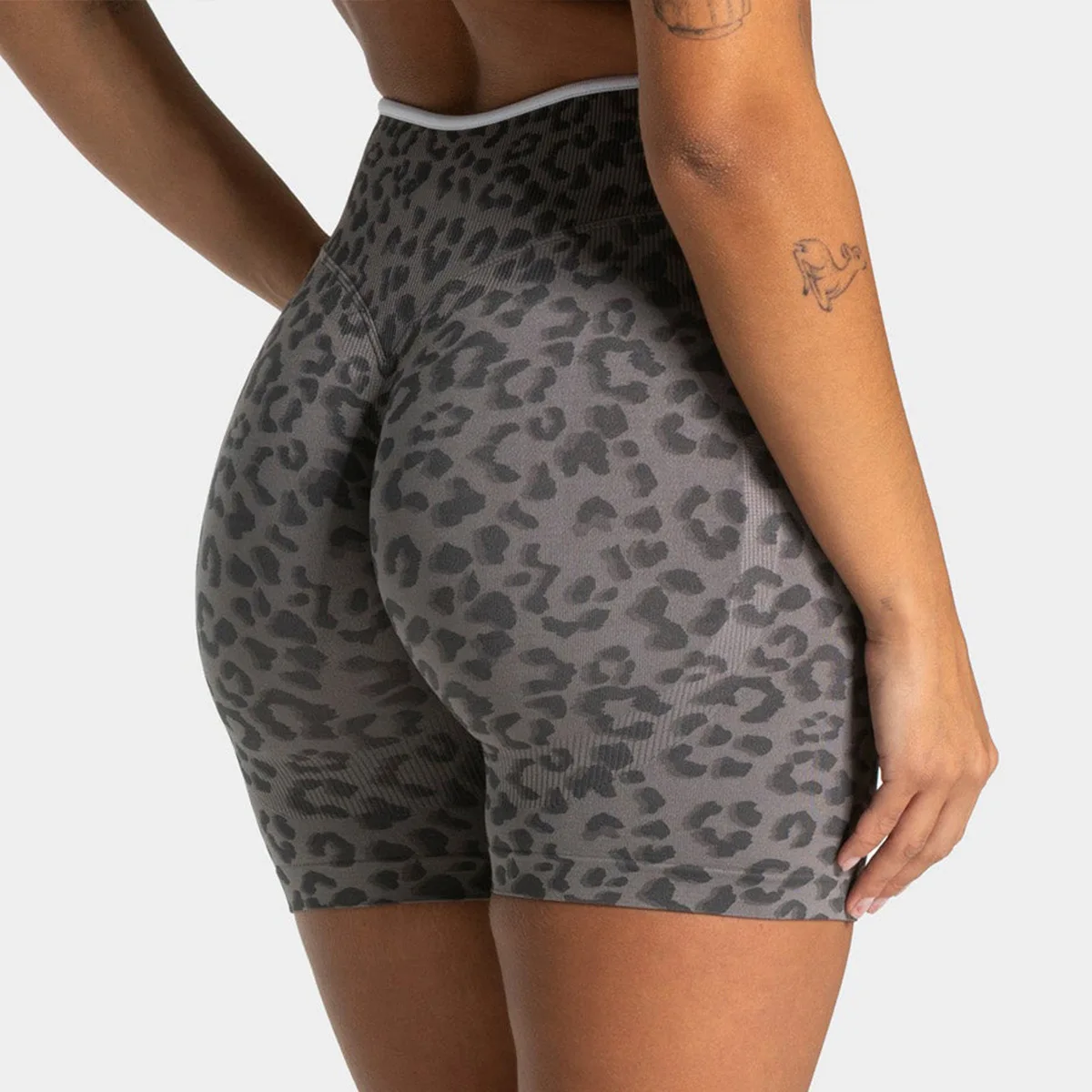 TEVEO Women's Seamless Leopard - Outdoor Sport Leggings review and price